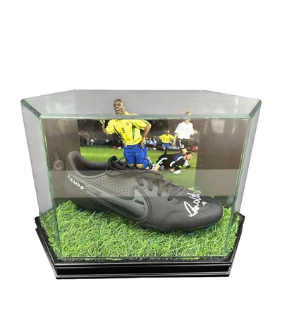 Leipzig Galleries Autographed Ronaldinho Gaúcho Football Boot Display