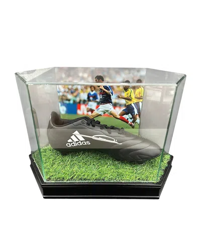 Leipzig Galleries Autographed Zinedine Zidane Football Boot Display