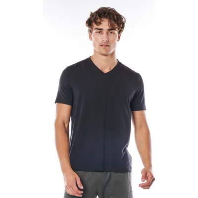 Leisure Lab Everyday V-neck In Black