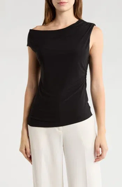 Leith Asymmetric One-shoulder Top In Black