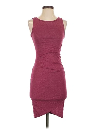 Pre-owned Leith Casual Dress In Burgundy