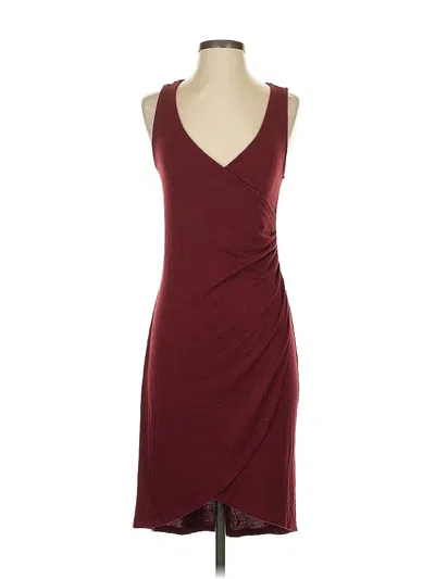 Pre-owned Leith Cocktail Dress In Burgundy