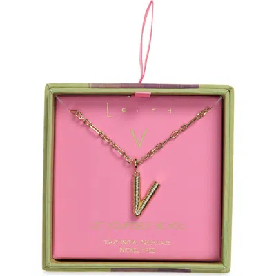 Leith Initial Pendant Paper Clip Chain Necklace In V- Gold