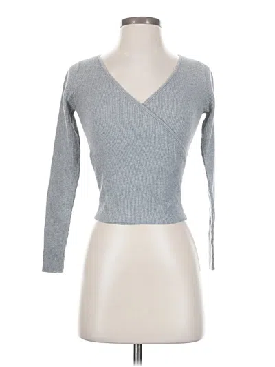 Pre-owned Leith Long Sleeve Top Gray V Neck Tops
