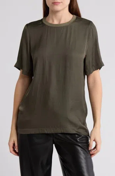 Leith Satin T-shirt In Olive Sarma