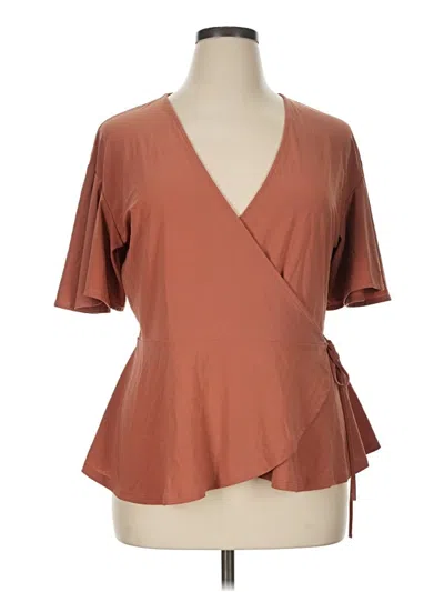 Pre-owned Leith Short Sleeve T-shirt In Brown