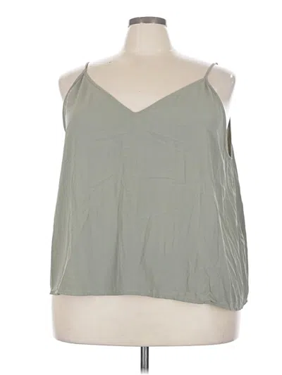 Pre-owned Leith Sleeveless Blouse In Green