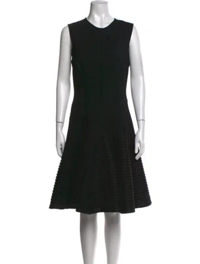 Pre-owned Lela Rose Crew Neck Knee-length Dress In Black