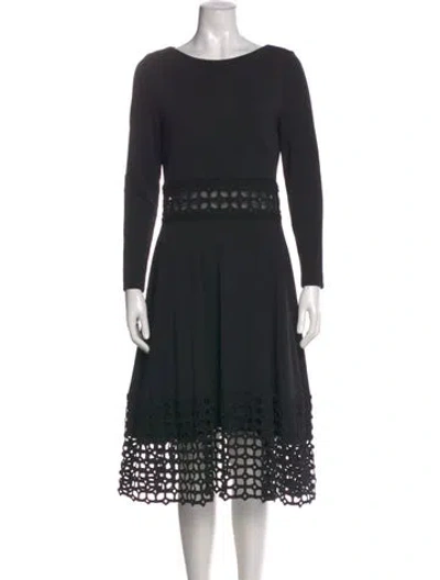 Pre-owned Lela Rose Crew Neck Midi Length Dress In Black