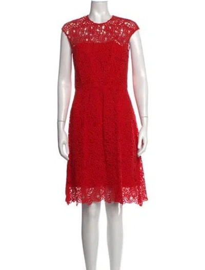 Pre-owned Lela Rose Lace Pattern Knee-length Dress In Red