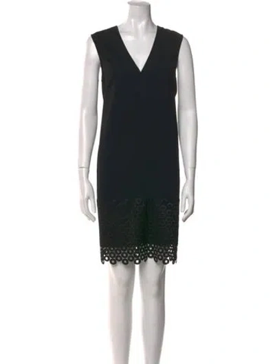 Pre-owned Lela Rose V-neck Knee-length Dress In Black