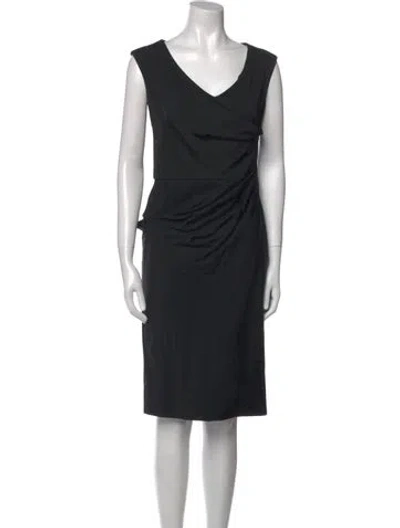 Pre-owned Lela Rose V-neck Knee-length Dress In Black