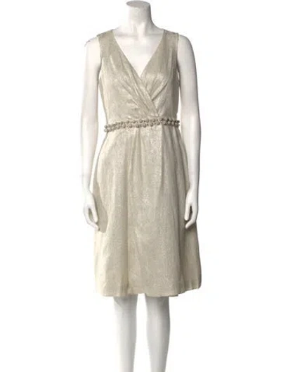 Pre-owned Lela Rose V-neck Knee-length Dress In Neutral