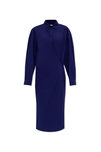 Lemaire Asymmetric Twisted Midi Shirt Dress In Blue Violet