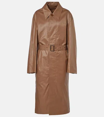 Lemaire Belted Cotton Raincoat In Beige