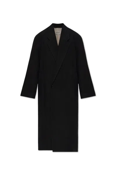 Lemaire Buttoned Coat In Black