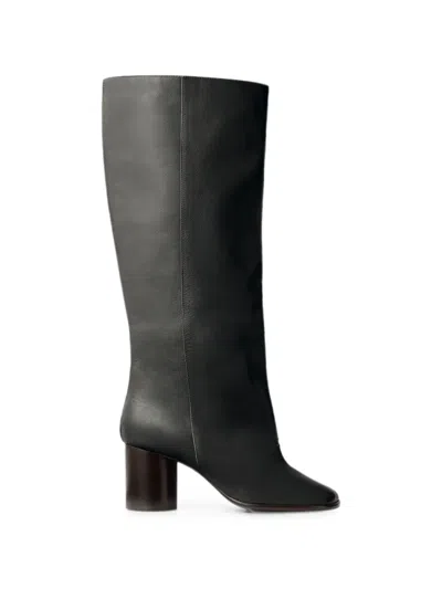 Lemaire Crease Sleeve Boots In Soft Glossy Leather In Black