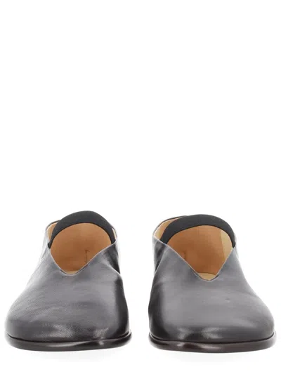 Lemaire Elegant Lambskin Flat Shoes In Black