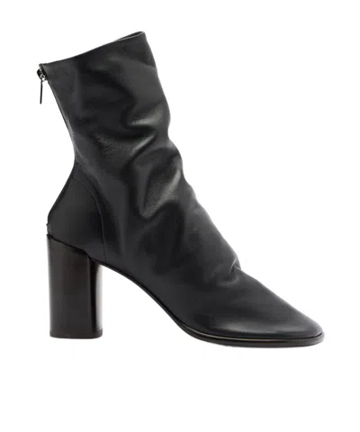 Lemaire Glove Leather Ankle Boots In Black