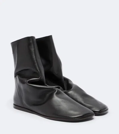 Lemaire Glove Leather Ankle Boots In Brown