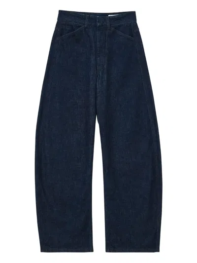 Lemaire Twisted Belted Mid-rise Barrel-leg Jeans In Blue