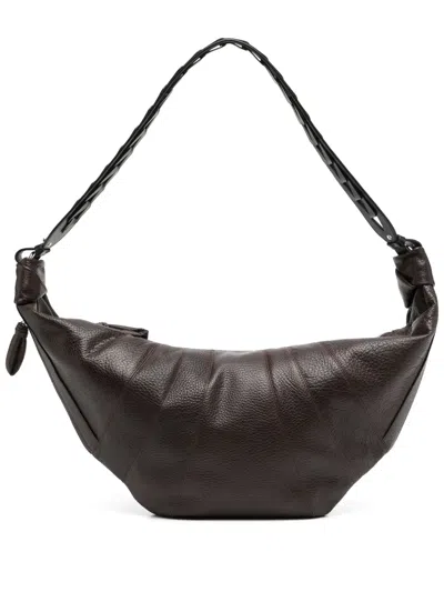 Lemaire Grosse Chevron Croissant Tasche In Braun
