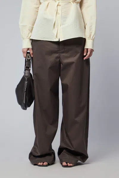Lemaire Large Chino In Brown