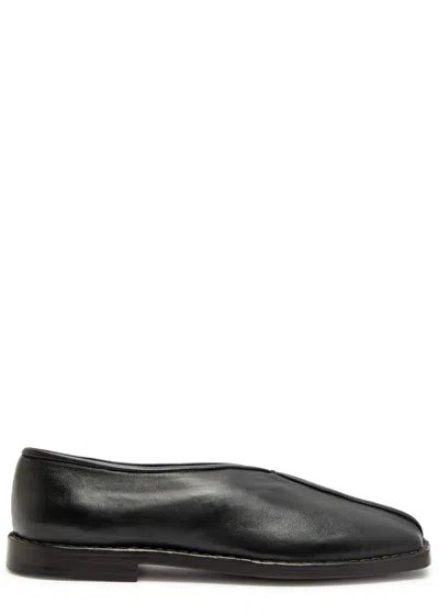 Lemaire Leather Loafers Square Toe Seam Detailing In Black