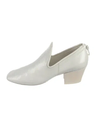 Pre-owned Lemaire Leather Loafers In White