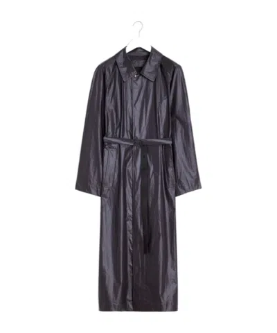 Lemaire Light Belted Coat In Black