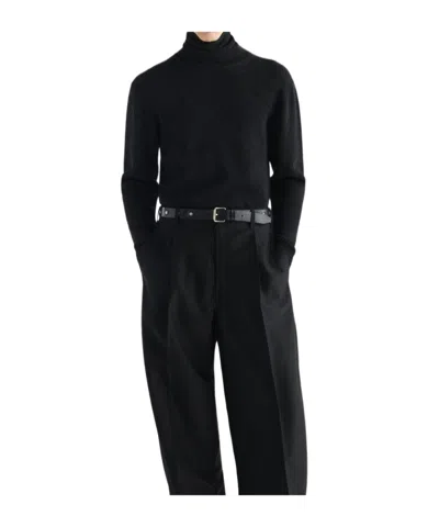 Lemaire Long-sleeved Sweater In Black