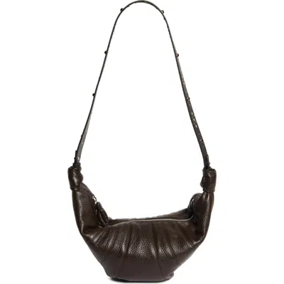 Lemaire Medium Croissant Leather Bag In Purple