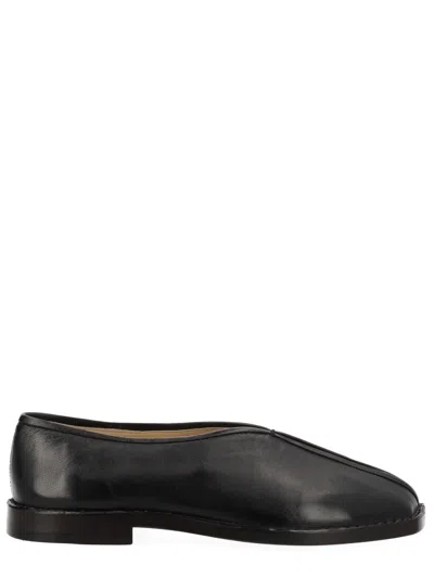 Lemaire Pipe Flat Shoes In Black
