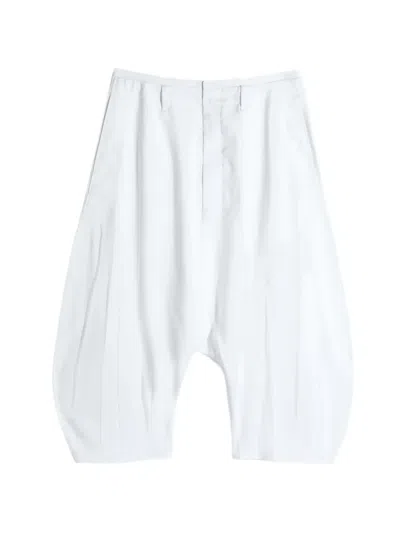Lemaire Pleated Bermuda Shorts In White