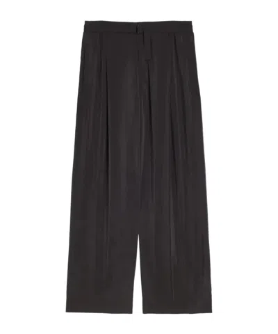 Lemaire Pleated Casual Pants In Black