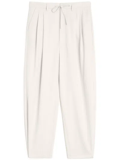 Lemaire Off-white Pleated Workwear Jeans In Wh014 Creamy White
