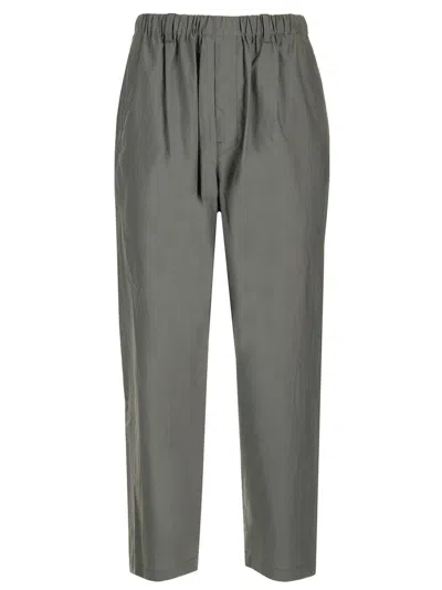 Lemaire Poplin Cropped Trousers In Grey