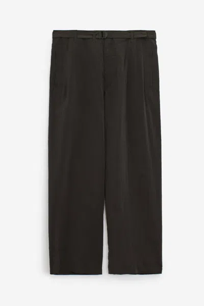 Lemaire Seamless Belted Pants In Brown