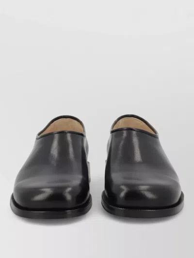 Lemaire Slippers Round Toe Minimal Design In Black