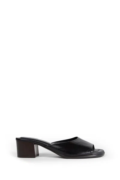 Lemaire Square Heeled Mules 55 In Black