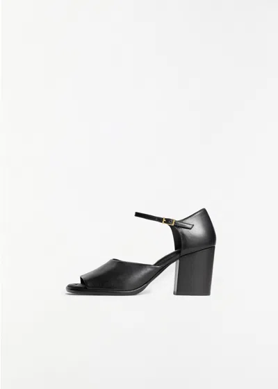 Lemaire Square-tote Heeled Leather Pumps In Multi