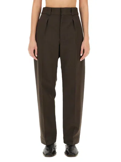 Lemaire Tailored Straight Leg Trousers In Brown