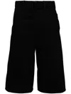 Lemaire Twisted Belted Bermuda In 黑色