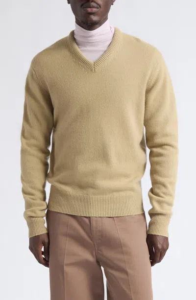 Lemaire V-neck Cashmere Sweater In Nude