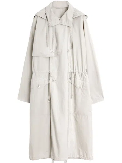 Lemaire Light Hooded Trench In Beige