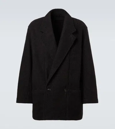 Lemaire Wool And Alpaca Felt Coat In Black