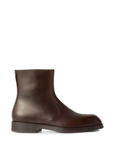 Lemaire Zipped Ankle Boots In Shiny Leather In Brown