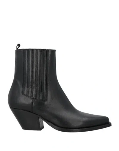 Lemaré Woman Ankle Boots Black Size 11 Leather