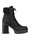 Lemaré Ankle Boots In Black
