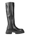 Lemaré Knee Boots In Black